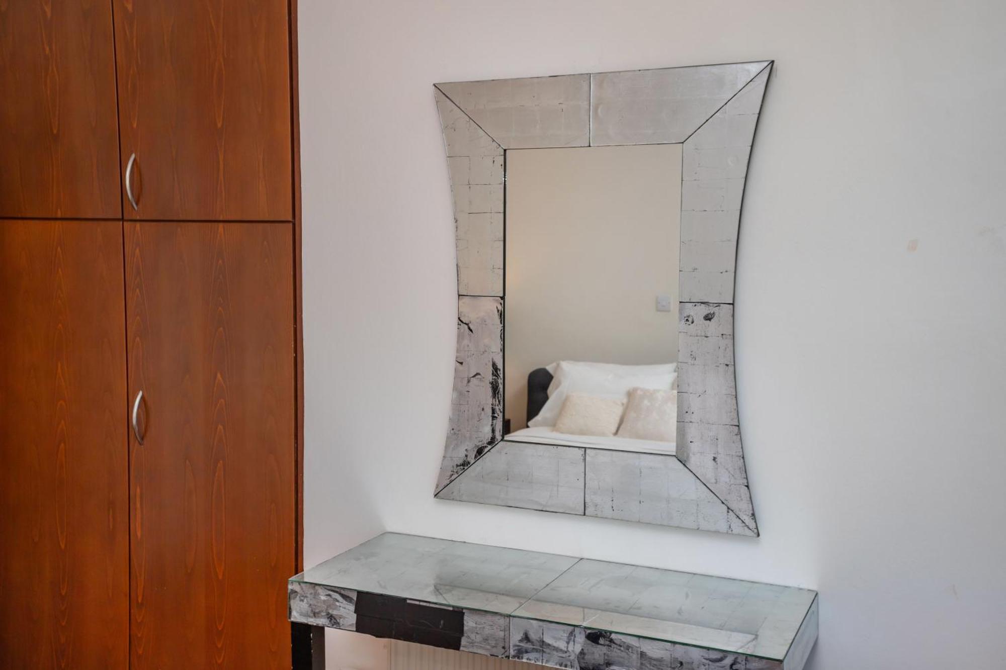 Hallmark By Trulycyprus Apartment *