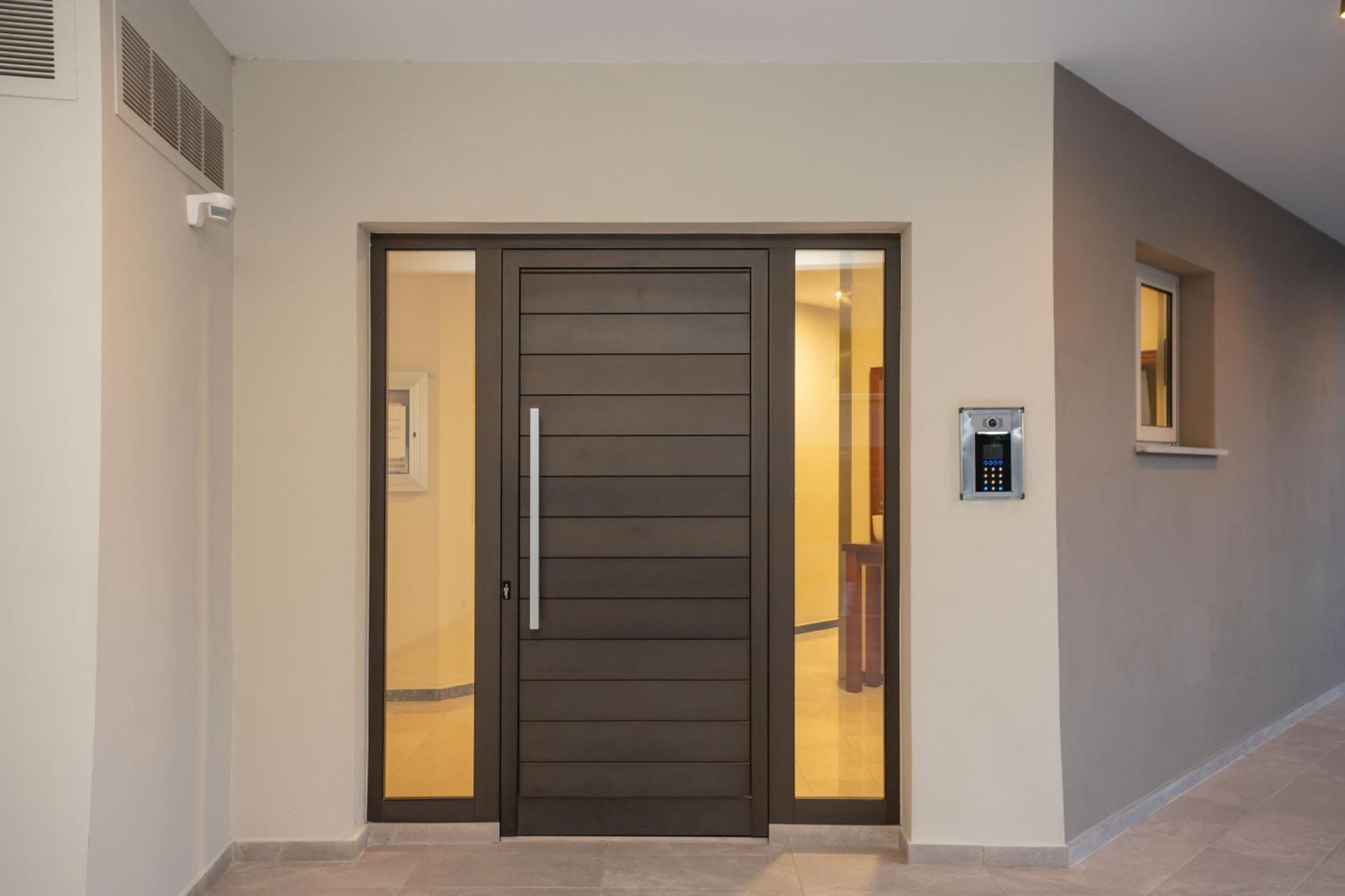 Apartment Hallmark By Trulycyprus Limassol