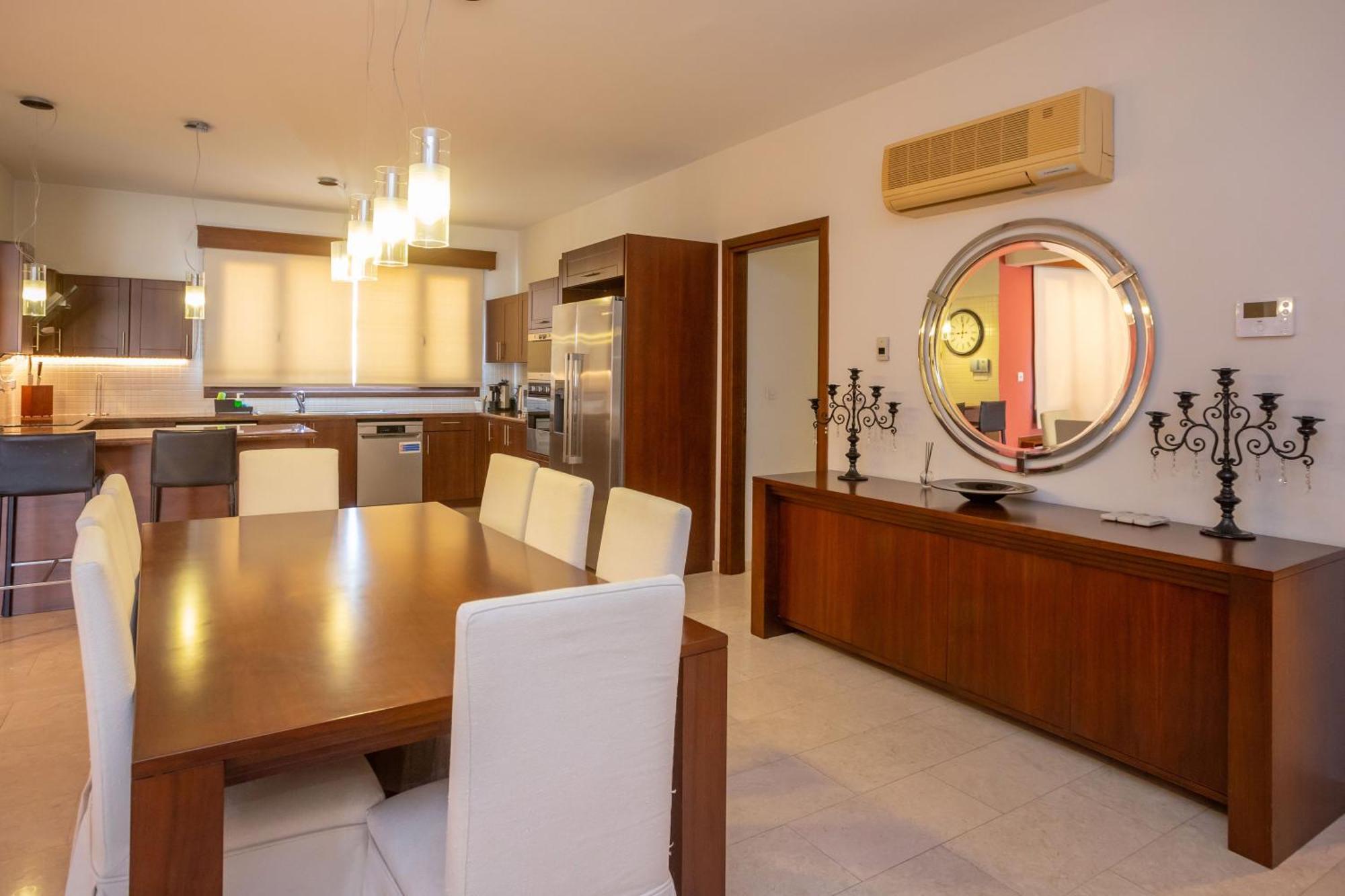 Apartment Hallmark By Trulycyprus *